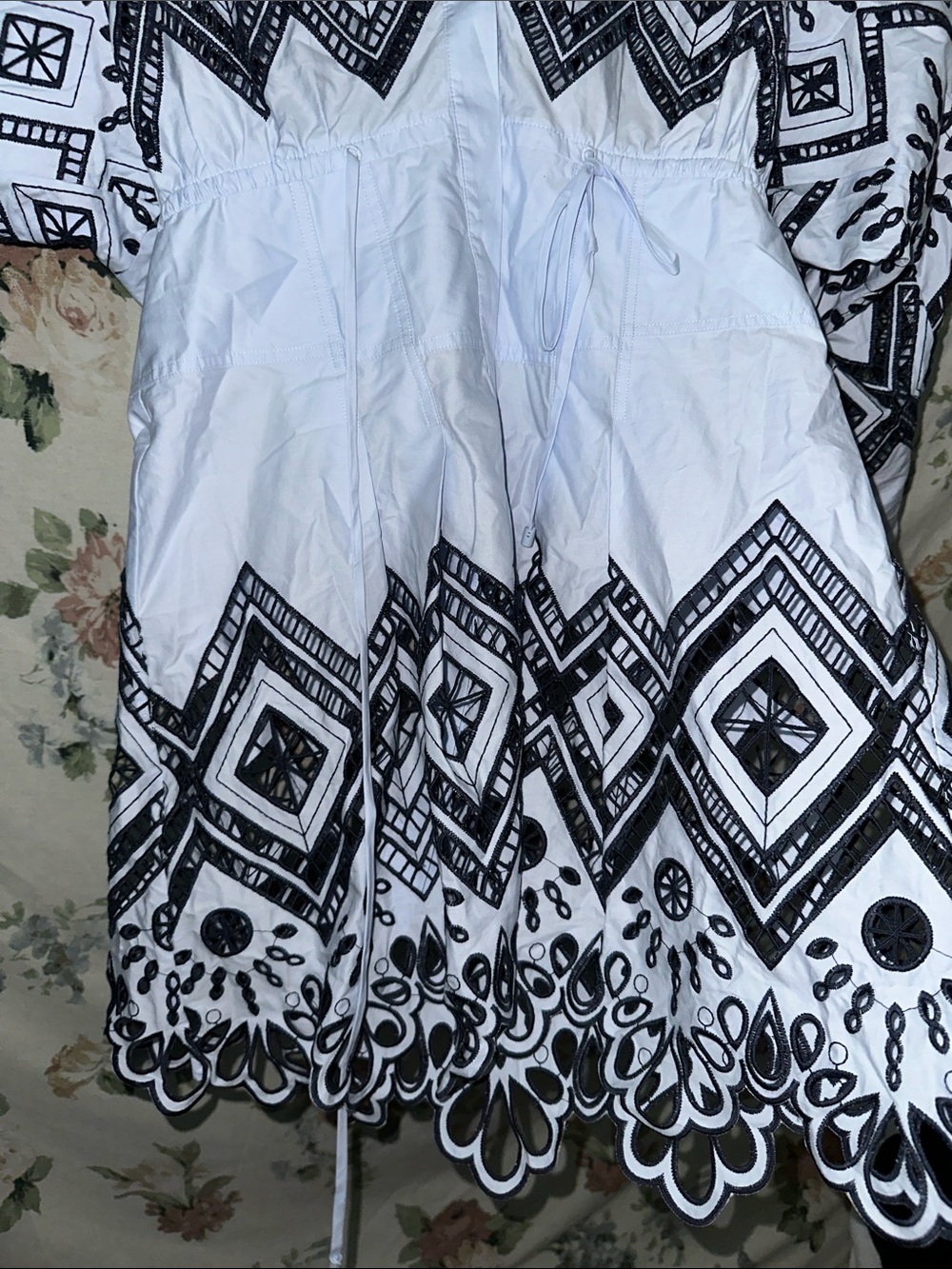 Alexis White Trench Coat with Black Geometric Embroidery - Picture 6 of 7